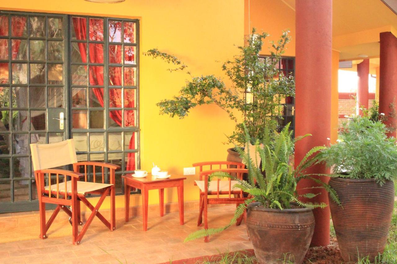 Hotel Le Rustique Nanyuki Exterior foto